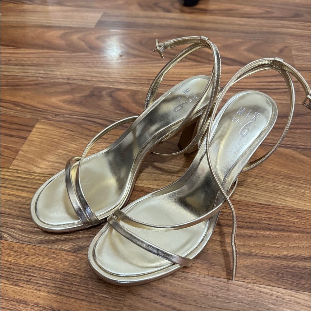 Mix No. 6 Metallic Gold Heels